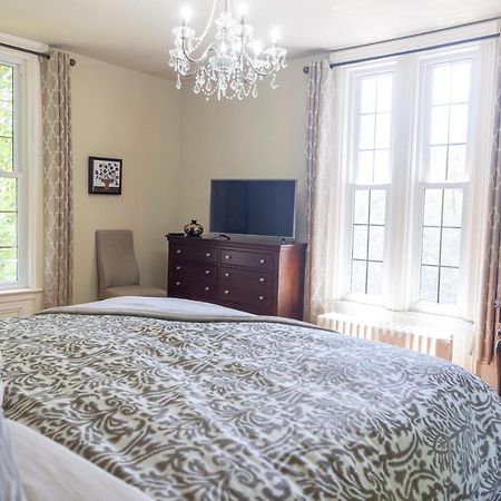Anneken 1000 Islands B&B Luxury Suites & Spa Brockville Exteriér fotografie