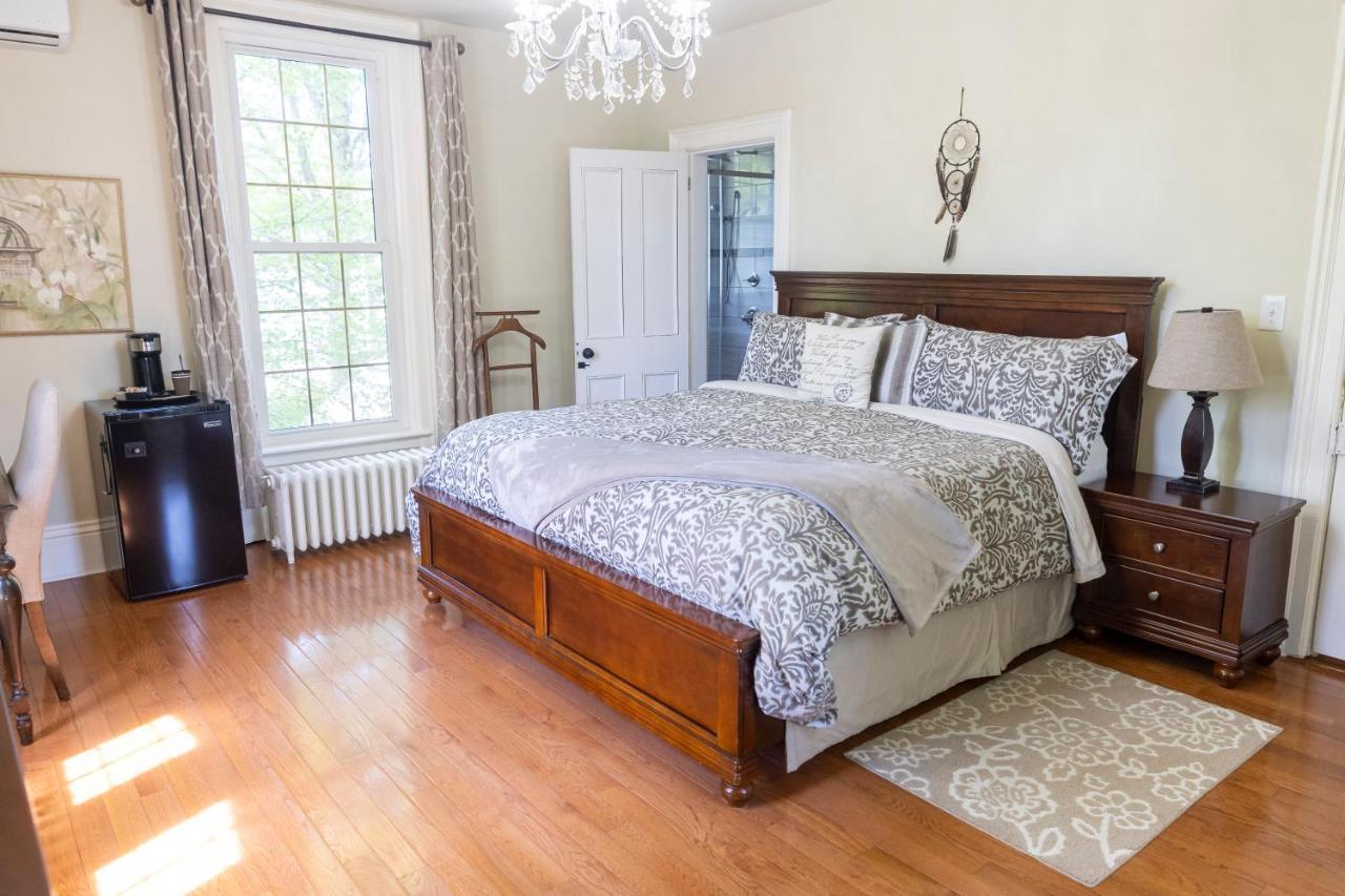 Anneken 1000 Islands B&B Luxury Suites & Spa Brockville Exteriér fotografie