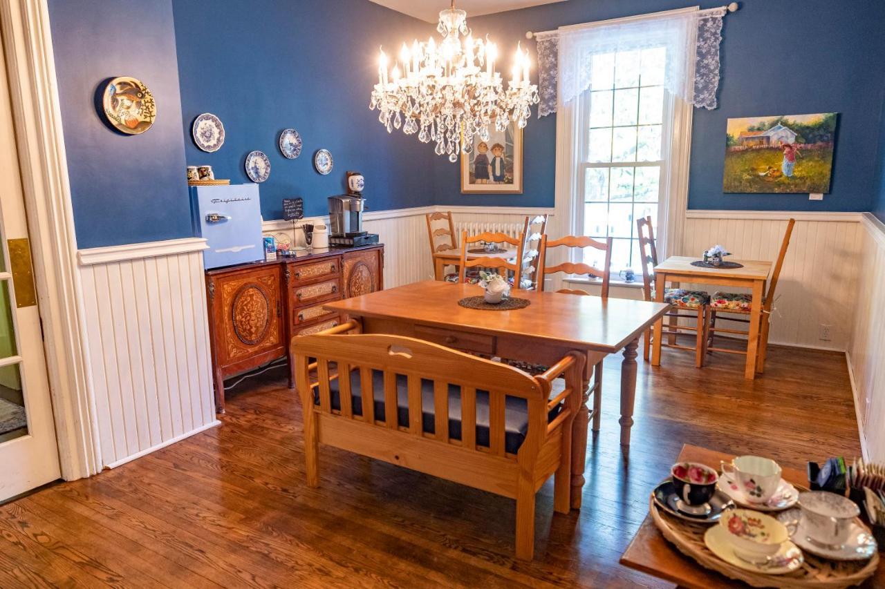 Anneken 1000 Islands B&B Luxury Suites & Spa Brockville Exteriér fotografie